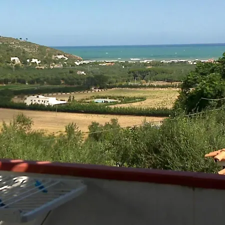 Apartment Zwei-zimmer-penthouse-wohnung Mit Terrasse Mit Meerblick *